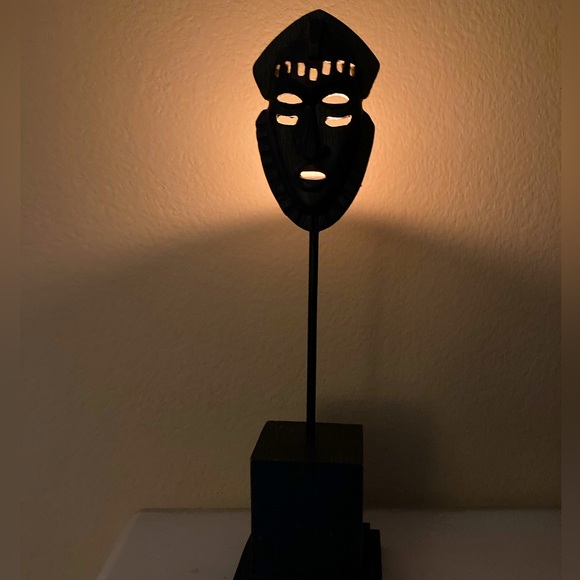 African Mask Votive Candle Holder on Metal & Wood Stand - Picture 4 of 6